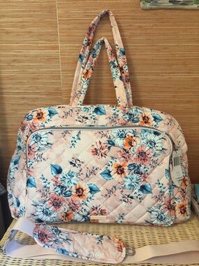 Vera Bradley Grand Weekender Performance Twill Peach Blossom Bouquet Travel Bag
